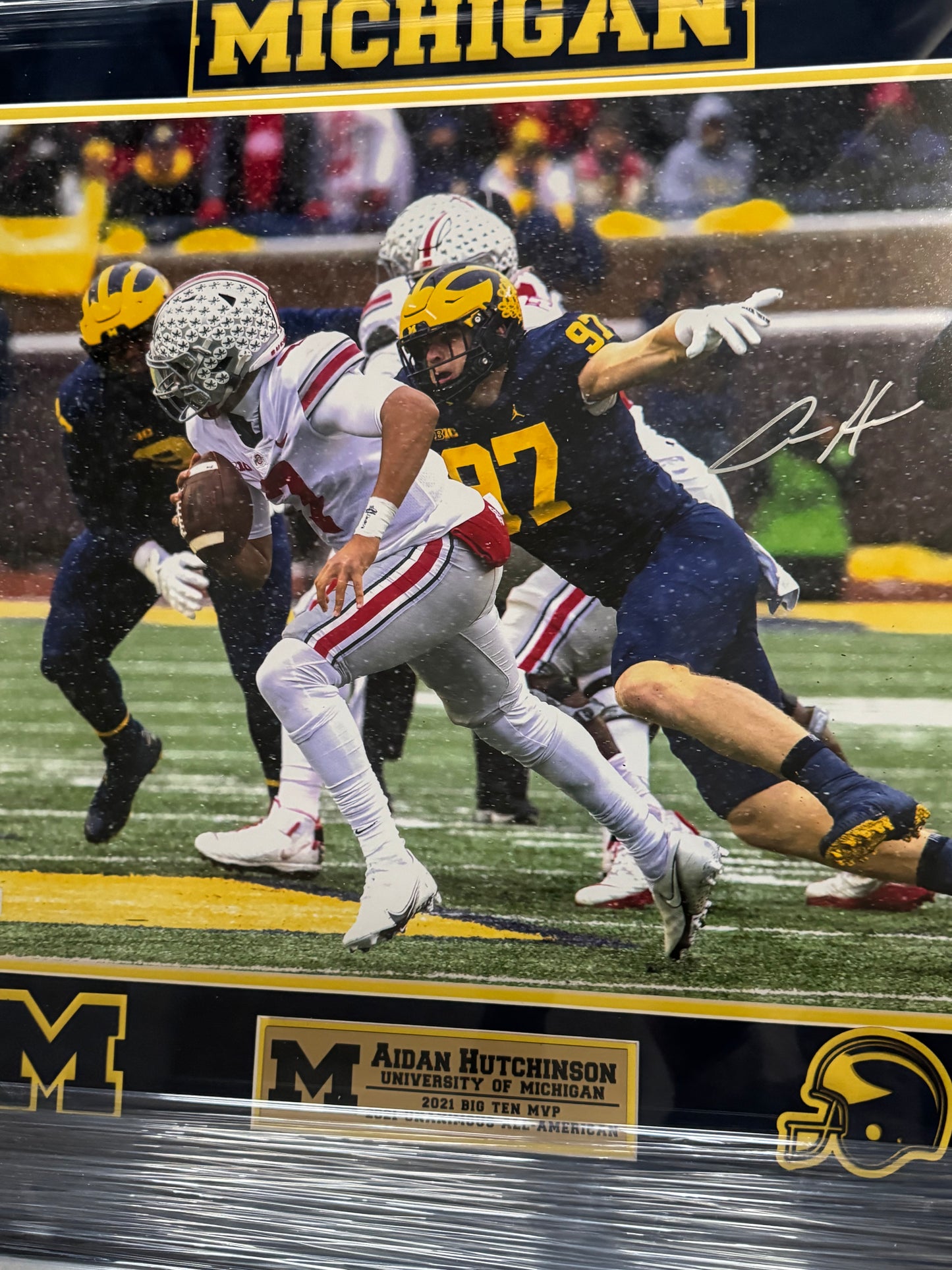 Aidan Hutchinson Custom Framed 16x20 'The Game' 21' Signed Photo